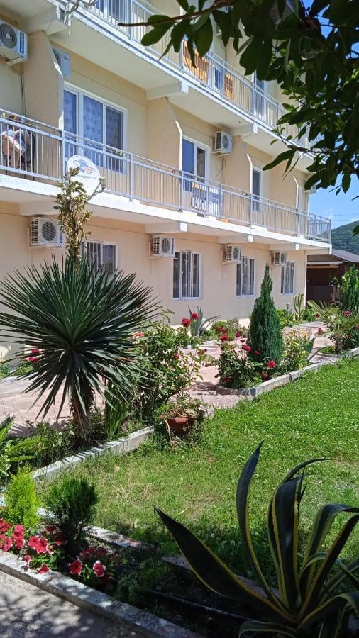 Dionisy Guest House ปิซุนดา ภายนอก รูปภาพ