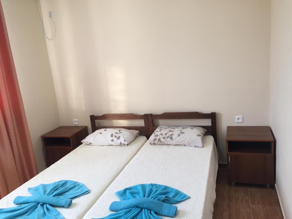 Dionisy Guest House ปิซุนดา ภายนอก รูปภาพ